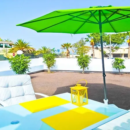 Holiday Exclusive Апартаменты *
