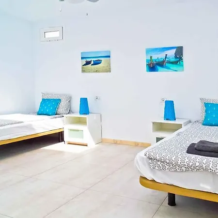 Holiday Exclusive Адехе